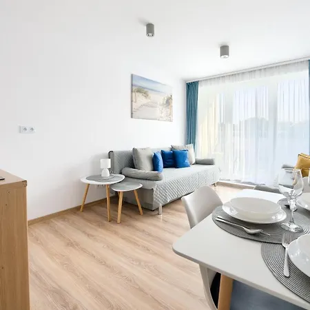 Mare Dziwnowek, Sun & Snow * دجيفنوفيك